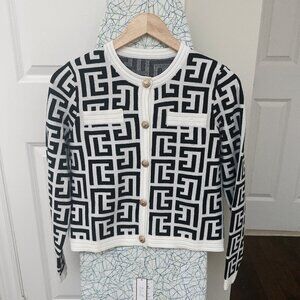 NWT Chic Black & White Geometric Knit Cardigan Sweater Jacket